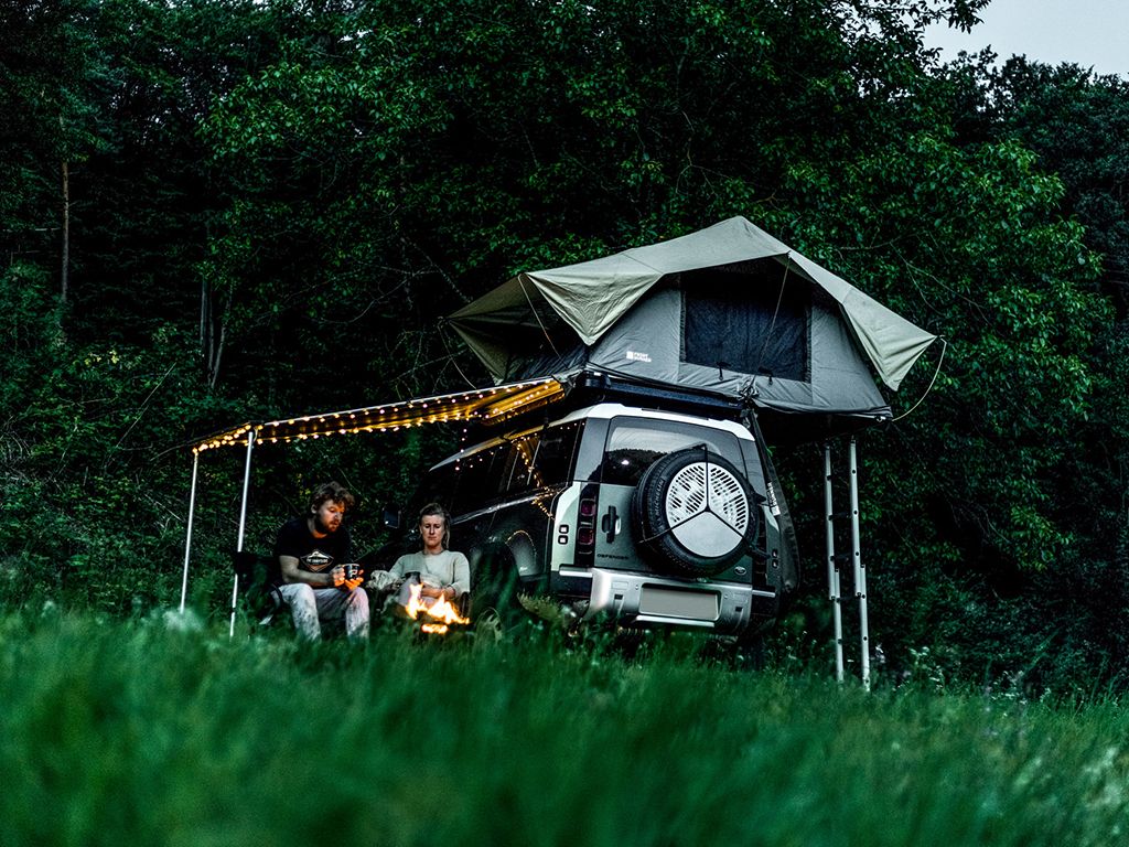 LAND ROVER NEW DEFENDER 110 SLIMLINE II ROOF RACK BY FRONT RUNNER OUTFITTERS INCLUDING VIEW WITH ROOF TOP TENT