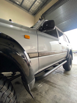 SCF Standard Rock Sliders For Toyota LandCruiser 80 Series Mounted