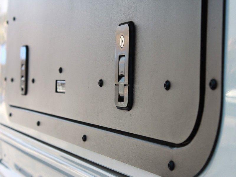 Front Runner Land Rover DEFENDER Gullwing Window - Aluminum