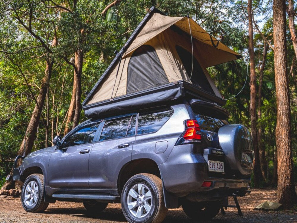 BOAB Hard Shell Roof Top Tent