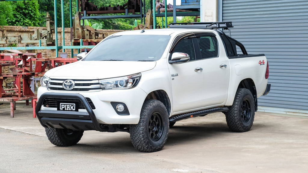 Piak OFFTRACK Nudge Bar For Toyota Hilux 2015-2017
