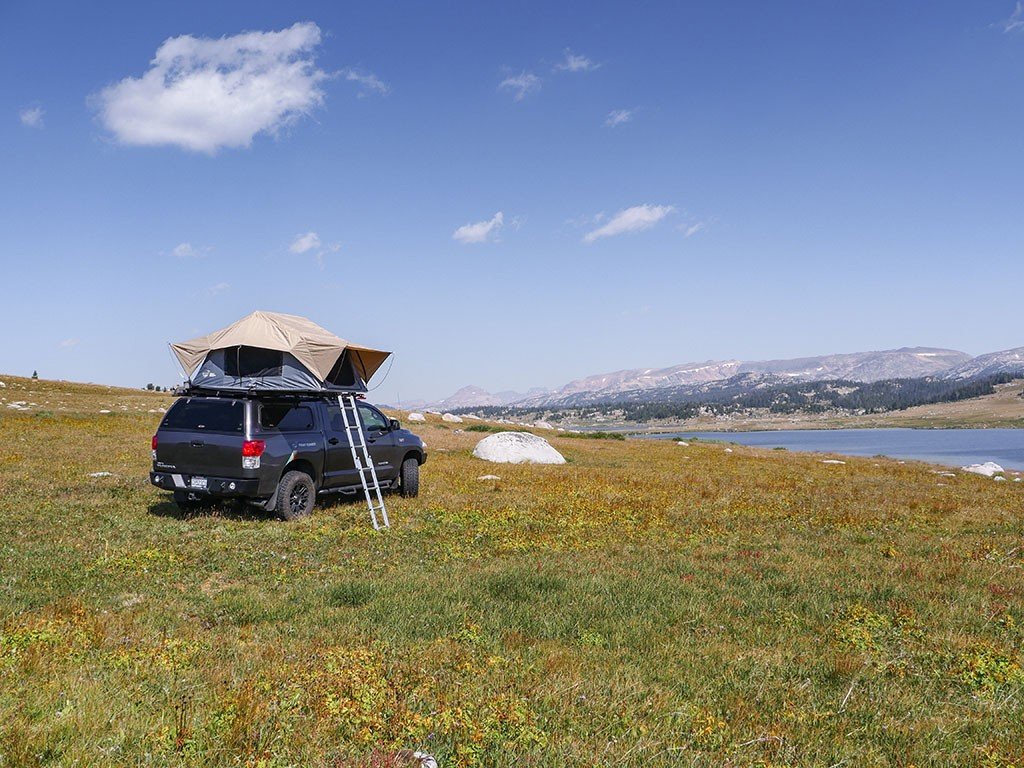 front runner featherlite roof top tent Front Runner Feather-Lite Roof Top Tent for 3 People